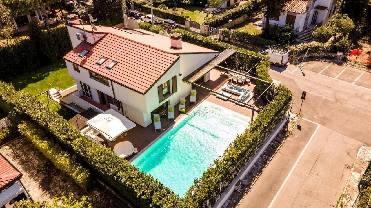 Villa Amace 8, Emma Villas Pisa 0*,  Italy